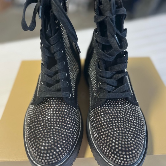 MADDEN GIRL Kurro Bedazzled Black Combat Boots Women Size 6.5 - Picture 2 of 8